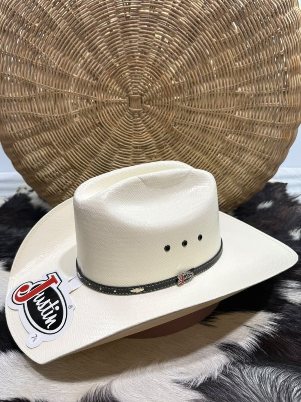 Justin Black Hills Ivory Bangora Straw Cowboy Hat 7 3/8